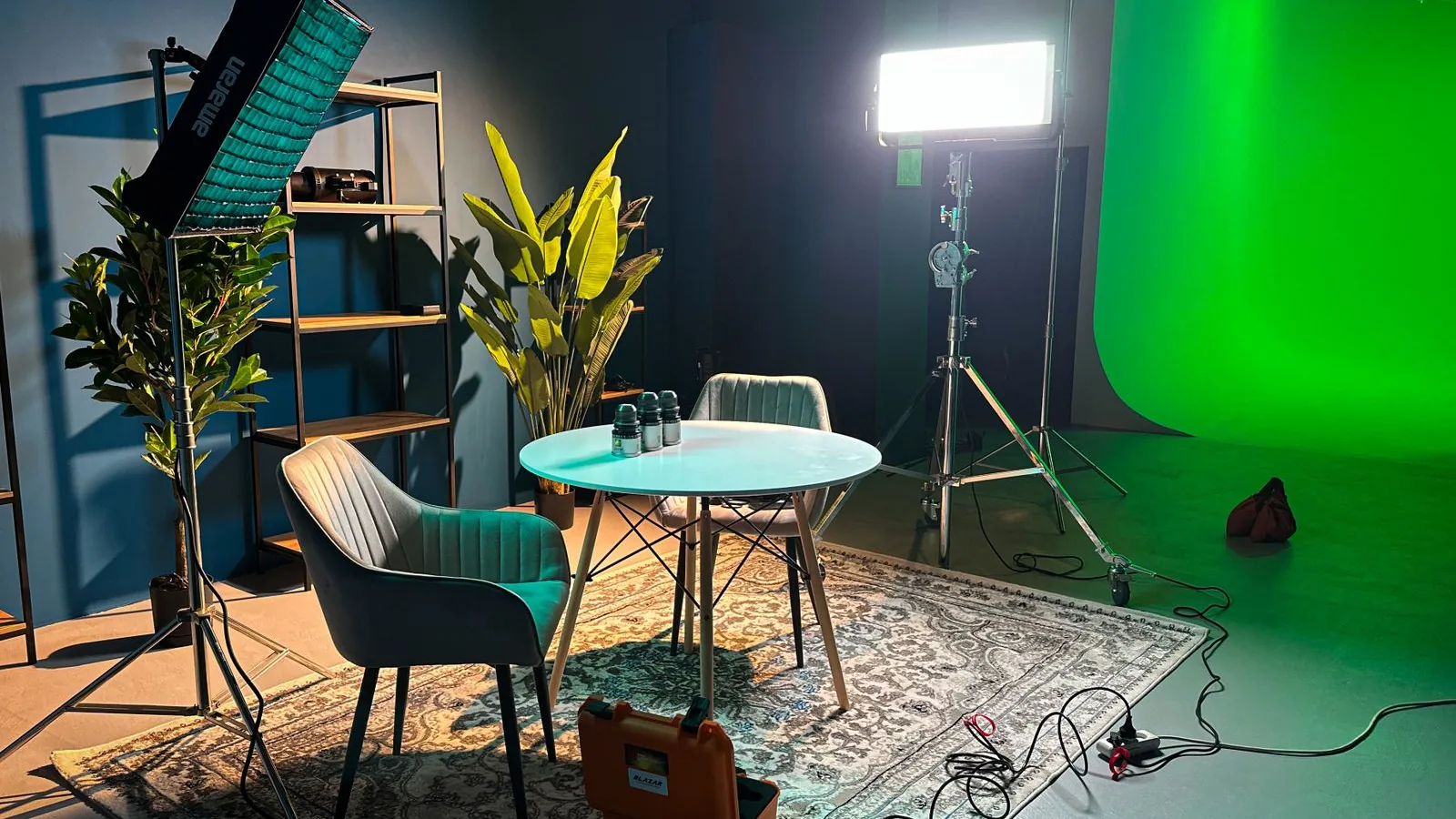 Green screen